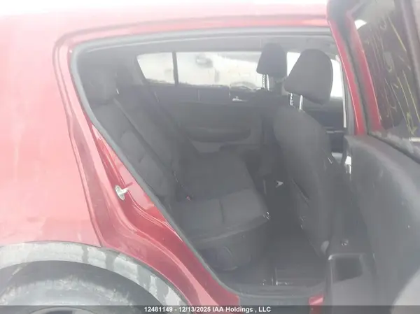KNDPMCAC3H7167484 2017 KIA SPORTAGE - Image 8