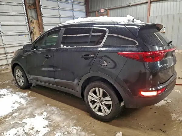KNDPMCAC3H7184785 2017 KIA SPORTAGE - Image 2
