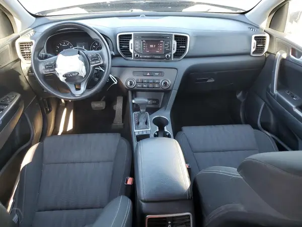 KNDPMCAC3H7202086 2017 KIA SPORTAGE - Image 8