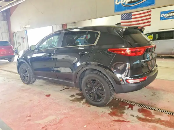 KNDPMCAC3H7207014 2017 KIA SPORTAGE - Image 2