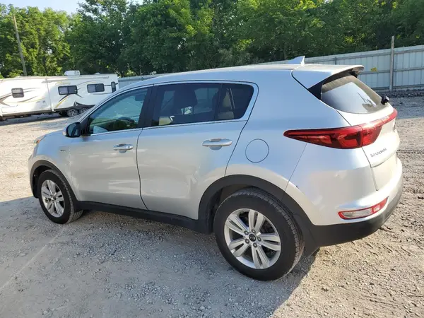 KNDPMCAC3H7217798 2017 KIA SPORTAGE - Image 2
