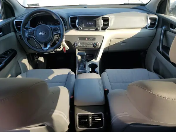 KNDPMCAC3H7217798 2017 KIA SPORTAGE - Image 8