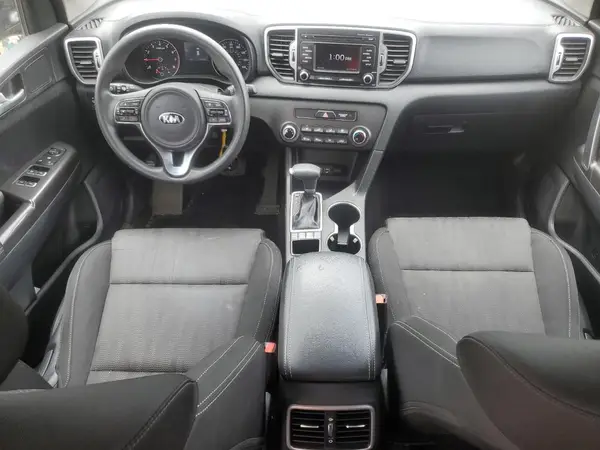 KNDPMCAC3H7220510 2017 KIA SPORTAGE - Image 8