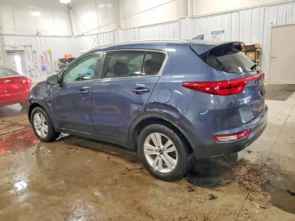 KNDPMCAC3H7237081 2017 KIA SPORTAGE - Image 2