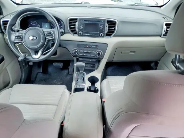 KNDPMCAC3H7239512 2017 KIA SPORTAGE - Image 8