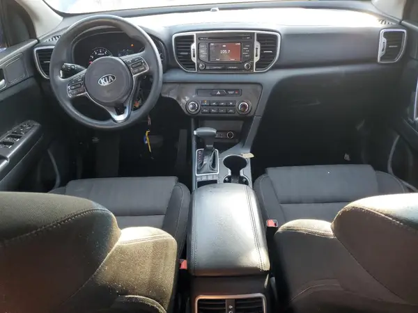 KNDPMCAC3H7242412 2017 KIA SPORTAGE - Image 8
