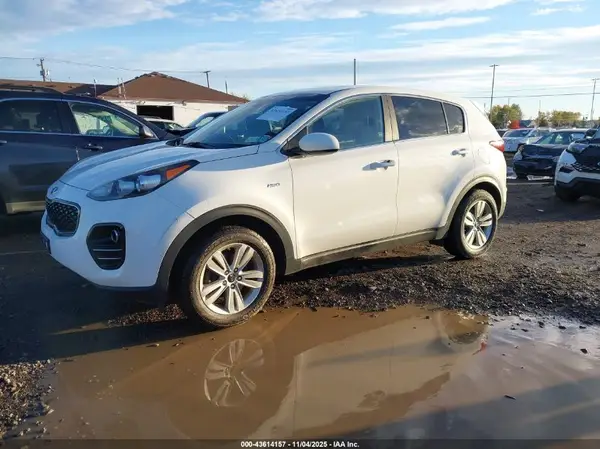 KNDPMCAC3H7250252 2017 KIA SPORTAGE - Image 2