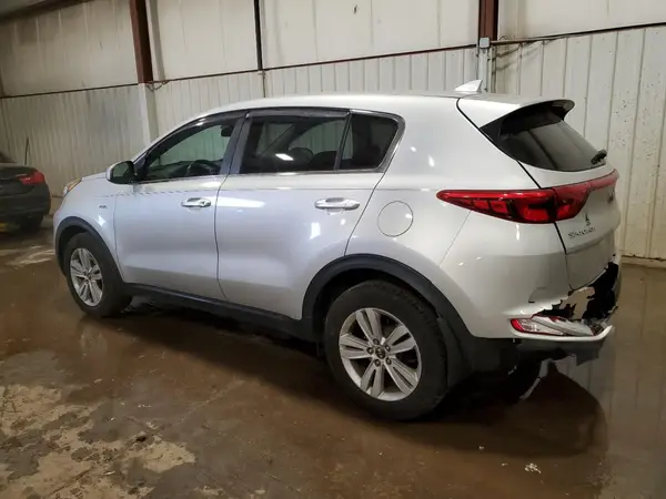 KNDPMCAC3H7257749 2017 KIA SPORTAGE - Image 2