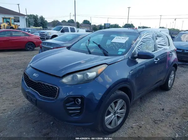 KNDPMCAC3H7257816 2017 KIA SPORTAGE - Image 2