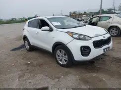 KNDPMCAC3H7274499 2017 KIA SPORTAGE