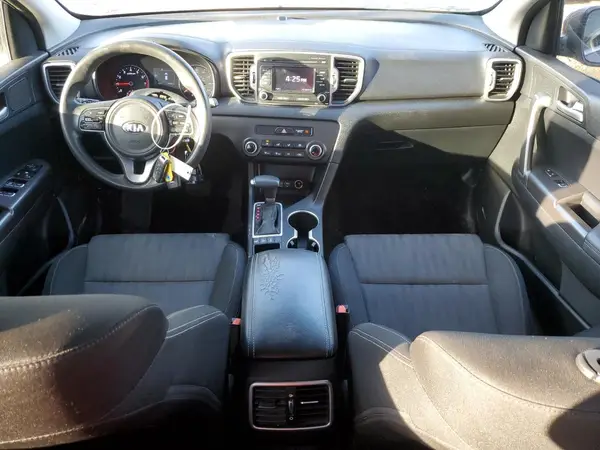 KNDPMCAC3H7287737 2017 KIA SPORTAGE - Image 8