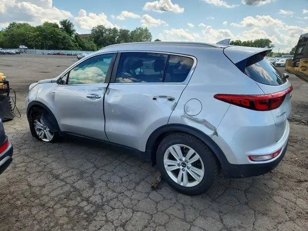 KNDPMCAC3H7291741 2017 KIA SPORTAGE - Image 2