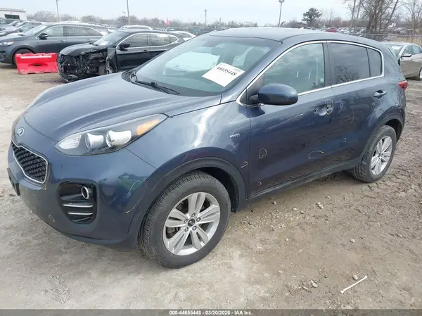 KNDPMCAC3H7295014 2017 KIA SPORTAGE - Image 2