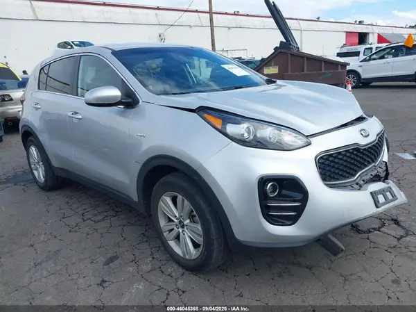 KNDPMCAC3J7313338 2018 KIA SPORTAGE - Image 1