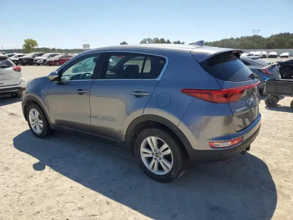 KNDPMCAC3J7335260 2018 KIA SPORTAGE - Image 2
