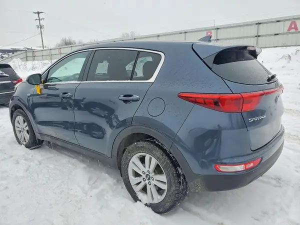 KNDPMCAC3J7345643 2018 KIA SPORTAGE - Image 2