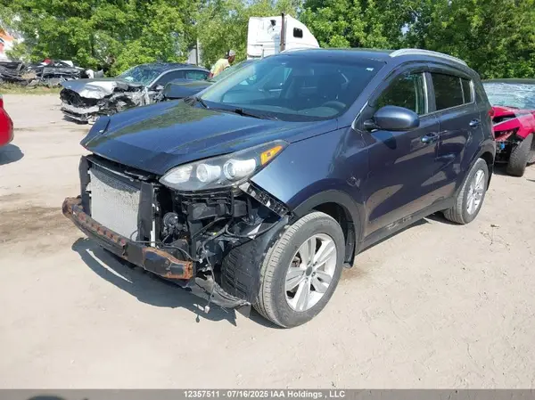 KNDPMCAC3J7356156 2018 KIA SPORTAGE - Image 2