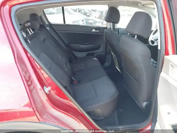 KNDPMCAC3J7356951 2018 KIA SPORTAGE - Image 8