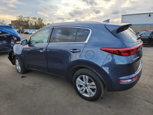 KNDPMCAC3J7362796 2018 KIA SPORTAGE - Image 2