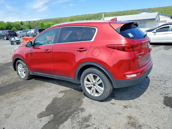 KNDPMCAC3J7391523 2018 KIA SPORTAGE - Image 2