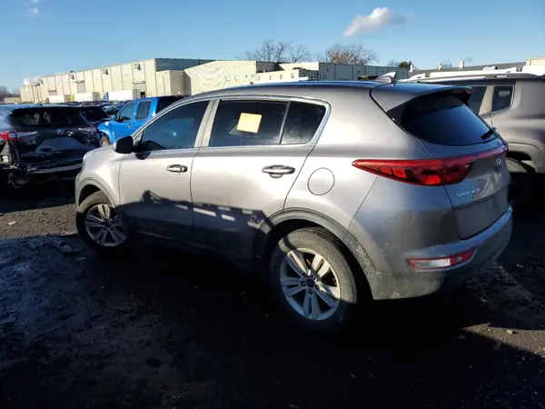 KNDPMCAC3J7441448 2018 KIA SPORTAGE - Image 2