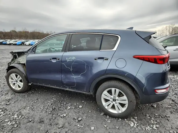 KNDPMCAC3J7449520 2018 KIA SPORTAGE - Image 2