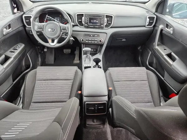 KNDPMCAC3J7449520 2018 KIA SPORTAGE - Image 8