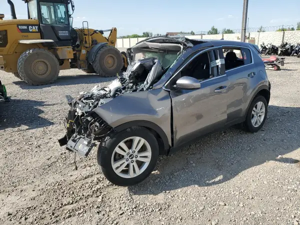 KNDPMCAC3J7450683 2018 KIA SPORTAGE - Image 1