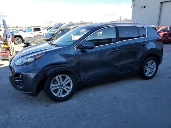 KNDPMCAC3J7467015 2018 KIA SPORTAGE - Image 1