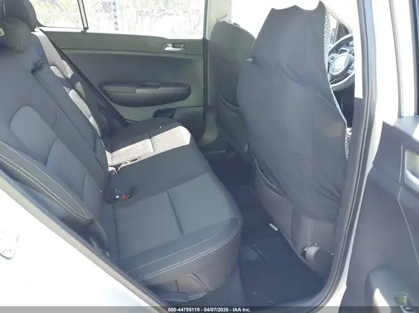 KNDPMCAC3K7502802 2019 KIA SPORTAGE - Image 8