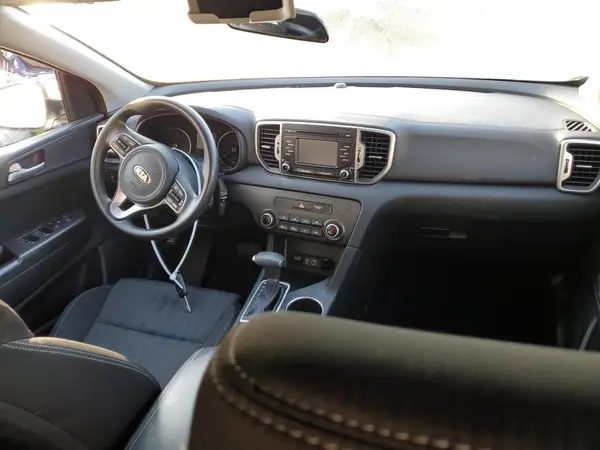 KNDPMCAC3K7507448 2019 KIA SPORTAGE - Image 8