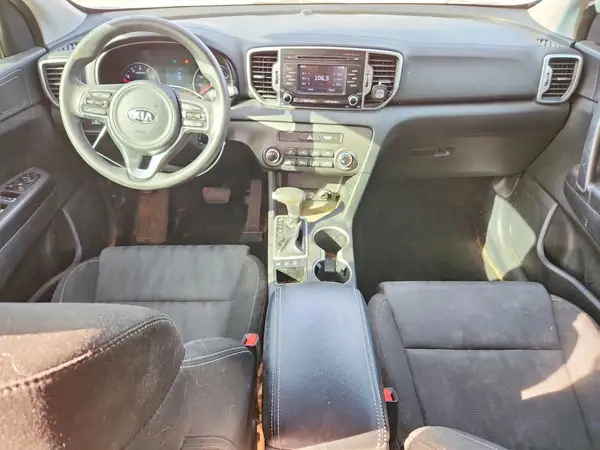 KNDPMCAC3K7511581 2019 KIA SPORTAGE - Image 8
