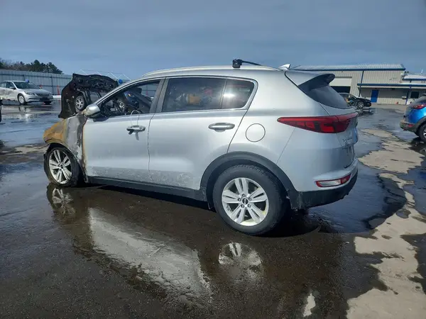 KNDPMCAC3K7550235 2019 KIA SPORTAGE - Image 2