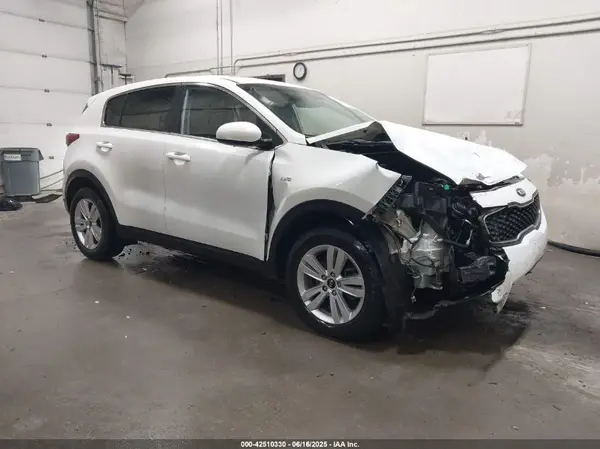 KNDPMCAC3K7593084 2019 KIA SPORTAGE - Image 1