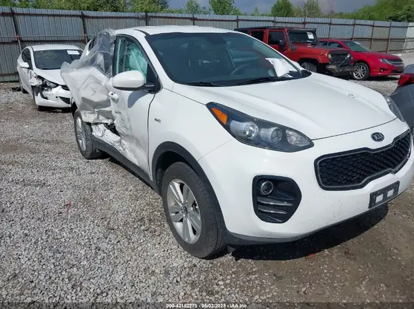 KNDPMCAC3K7593702 2019 KIA SPORTAGE - Image 1