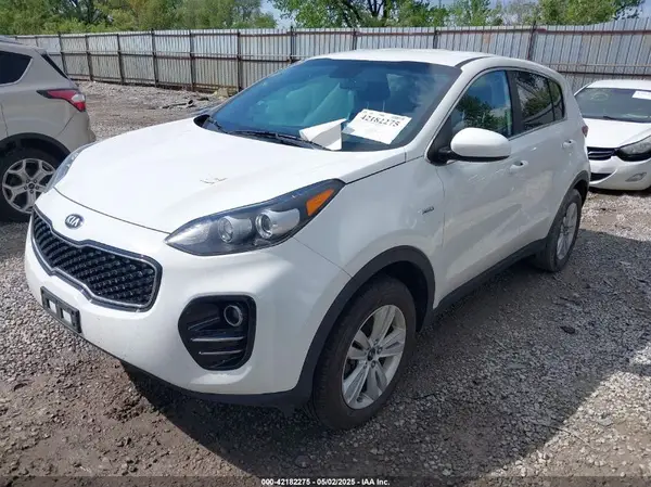 KNDPMCAC3K7593702 2019 KIA SPORTAGE - Image 2