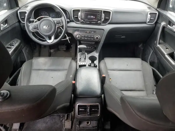 KNDPMCAC3K7602432 2019 KIA SPORTAGE - Image 8