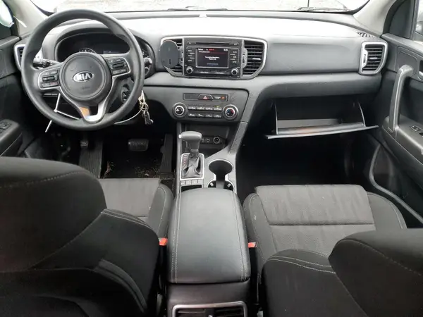 KNDPMCAC3K7612846 2019 KIA SPORTAGE - Image 8