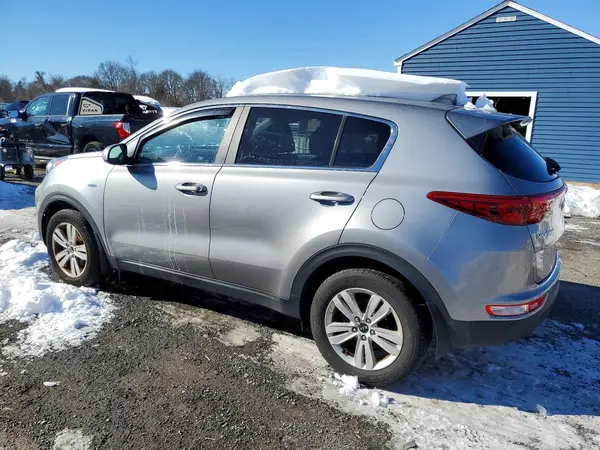 KNDPMCAC3K7621045 2019 KIA SPORTAGE - Image 2