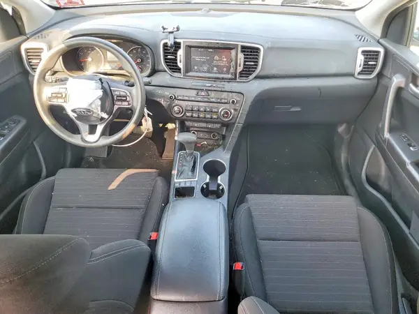 KNDPMCAC3K7625628 2019 KIA SPORTAGE - Image 8