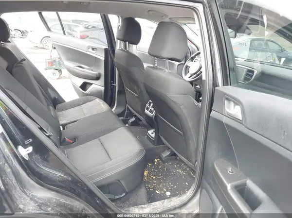 KNDPMCAC3L7630393 2020 KIA SPORTAGE - Image 8