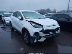 KNDPMCAC3L7637683 2020 KIA SPORTAGE