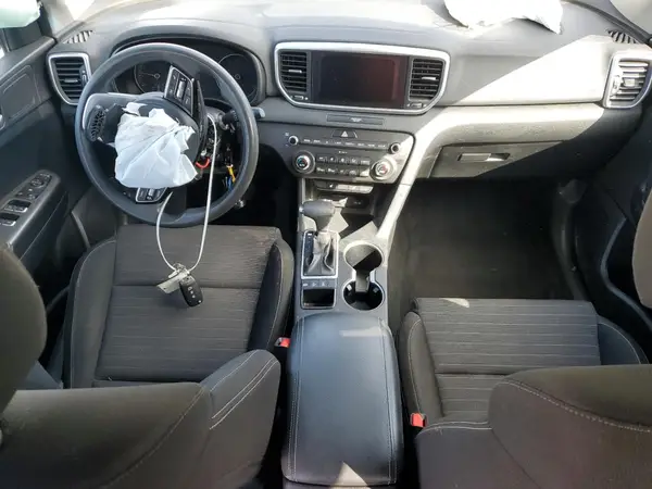 KNDPMCAC3L7642589 2020 KIA SPORTAGE - Image 8