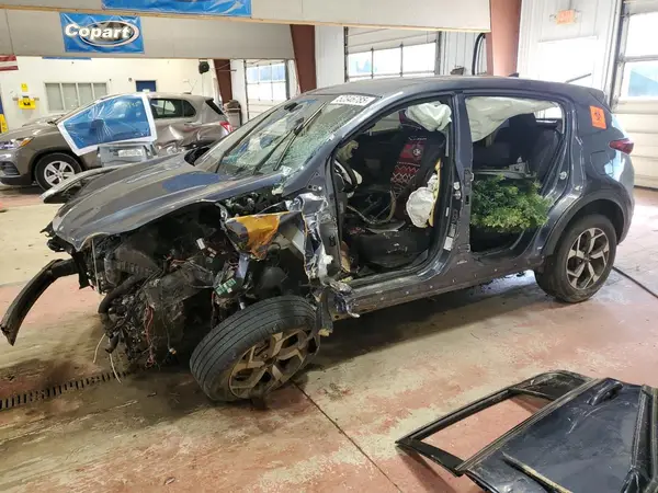 KNDPMCAC3L7788359 2020 KIA SPORTAGE - Image 1