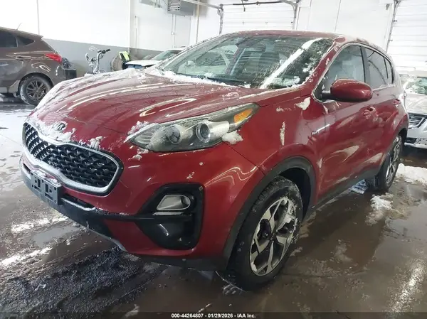 KNDPMCAC3M7865507 2021 KIA SPORTAGE - Image 2