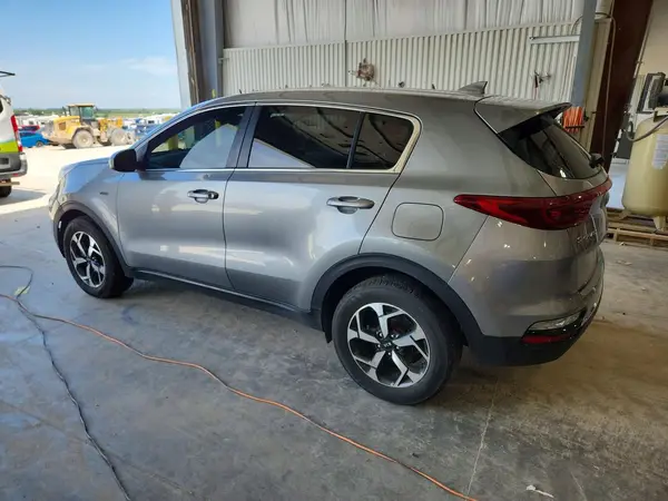 KNDPMCAC3M7866348 2021 KIA SPORTAGE - Image 2
