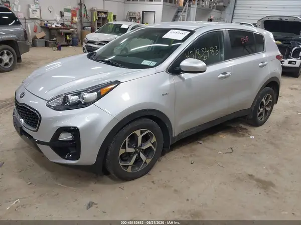 KNDPMCAC3M7882078 2021 KIA SPORTAGE - Image 2