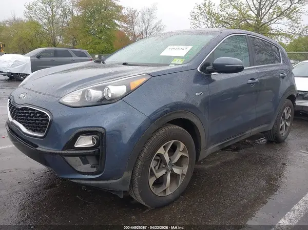 KNDPMCAC3M7888298 2021 KIA SPORTAGE - Image 2