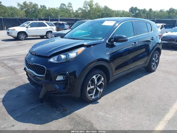 KNDPMCAC3M7891282 2021 KIA SPORTAGE - Image 2