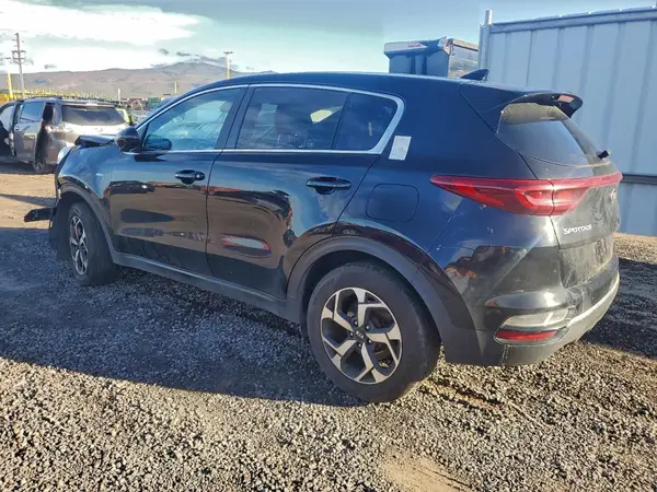 KNDPMCAC3M7900482 2021 KIA SPORTAGE - Image 2